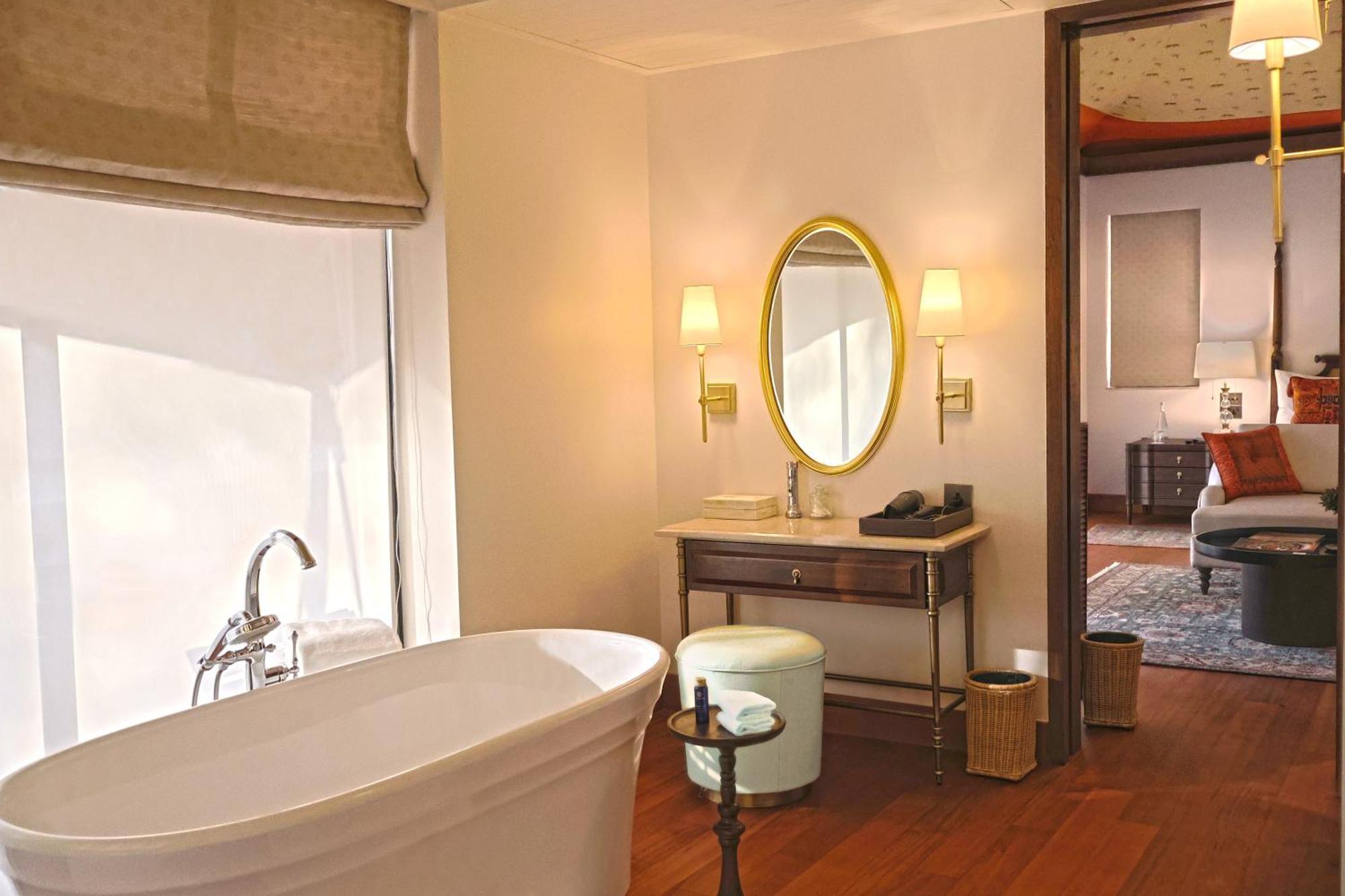 סוואי מדופור The Oberoi Vanyavilas Wildlife Resort, Ranthambhore מראה חיצוני תמונה